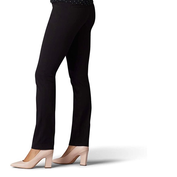 Women's Sculpting Fit Slim Leg Pull-On Jean - Picture 3 of 12